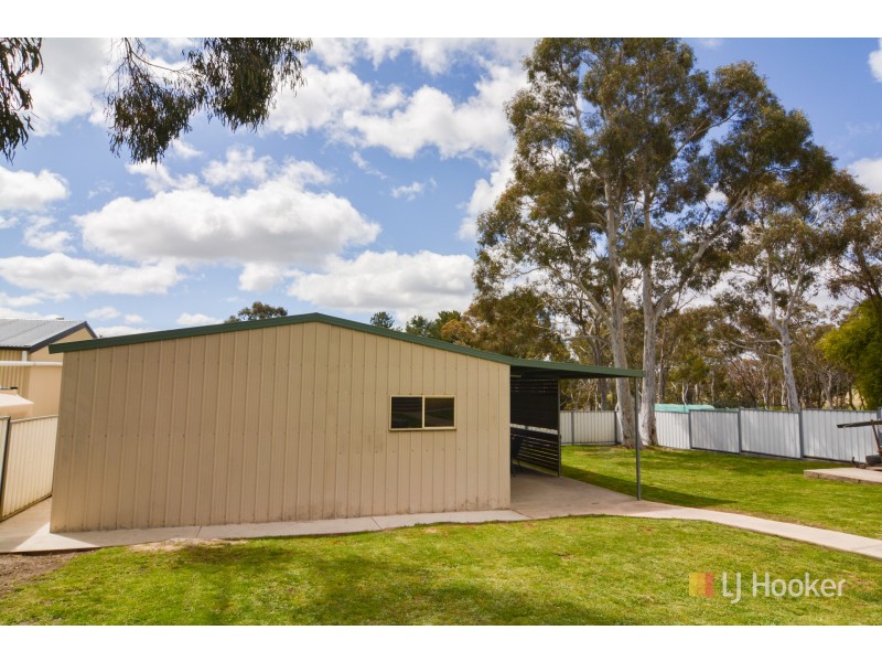 9 Main Street, Portland NSW 2847