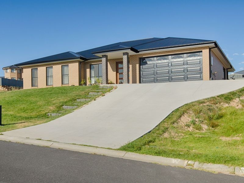 32 James Odonnell Drive, Lithgow NSW 2790