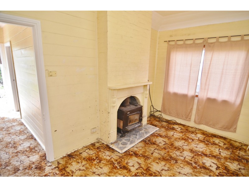 13 Cox Street, Portland NSW 2847