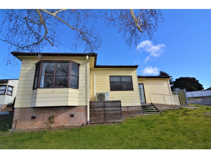 77 Musket Parade, Lithgow NSW 2790