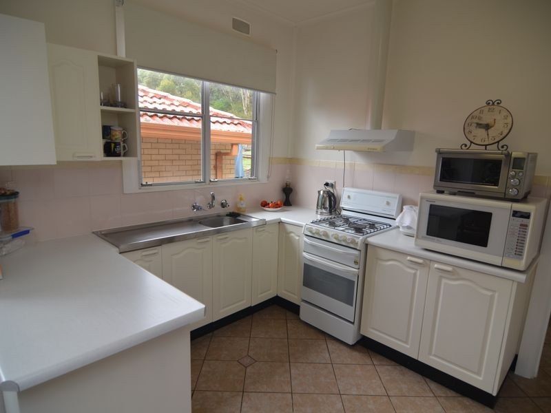 106 Sandford Avenue, Lithgow NSW 2790