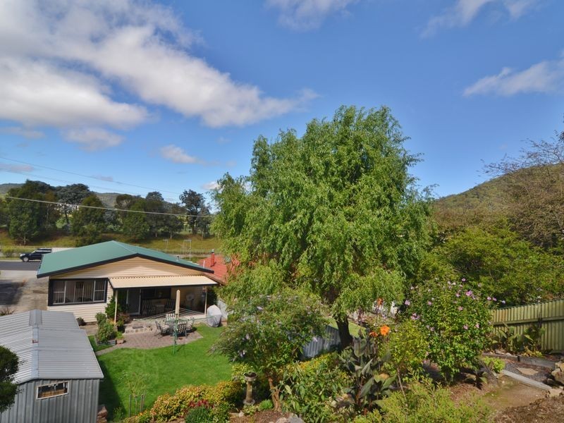106 Sandford Avenue, Lithgow NSW 2790