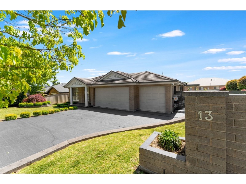 13 Munjowee Circle, Lithgow NSW 2790