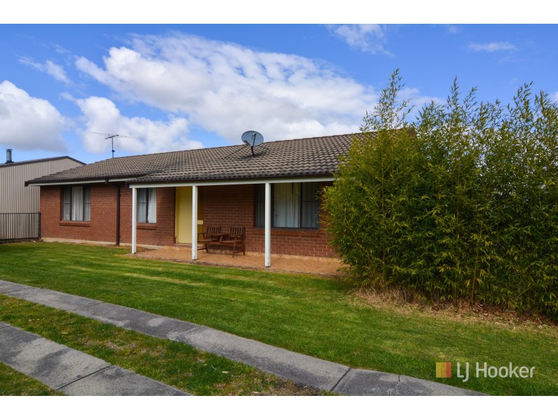 7 Evans Close, Lithgow NSW 2790