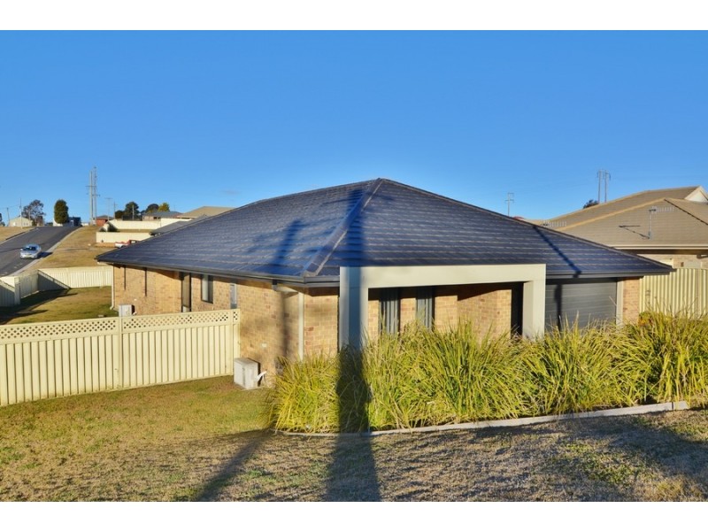 52 Cary Avenue, Wallerawang NSW 2845