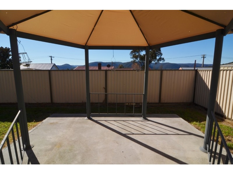 24 Fourth Street, Lithgow NSW 2790