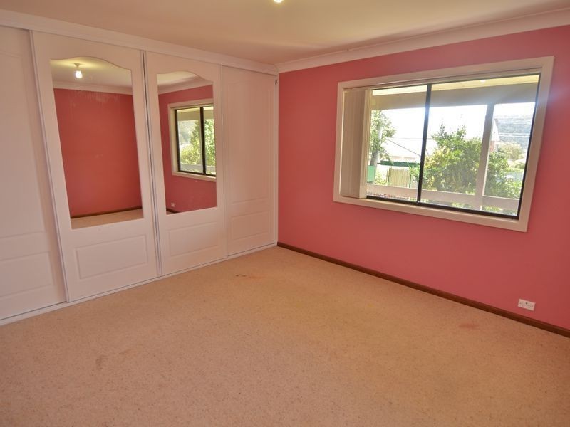 3 Hill Range Crescent, Lithgow NSW 2790