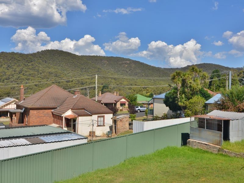 3 Hill Range Crescent, Lithgow NSW 2790
