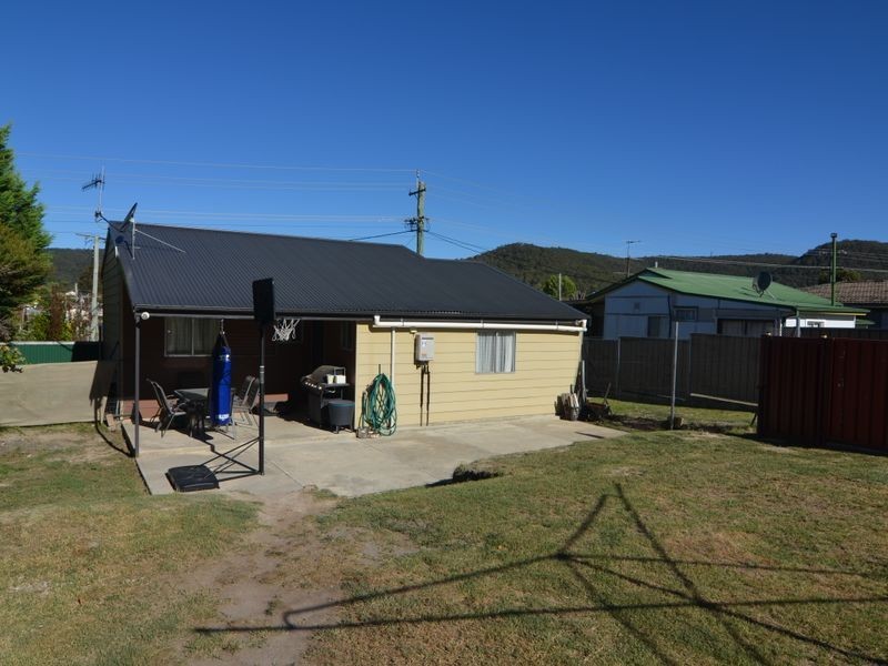 25 Musket Parade, Lithgow NSW 2790