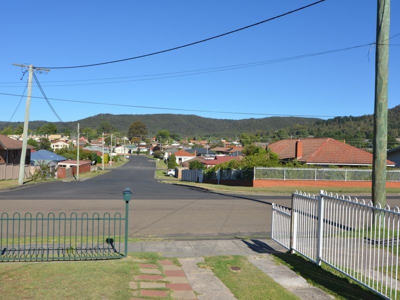 25 Musket Parade, Lithgow NSW 2790