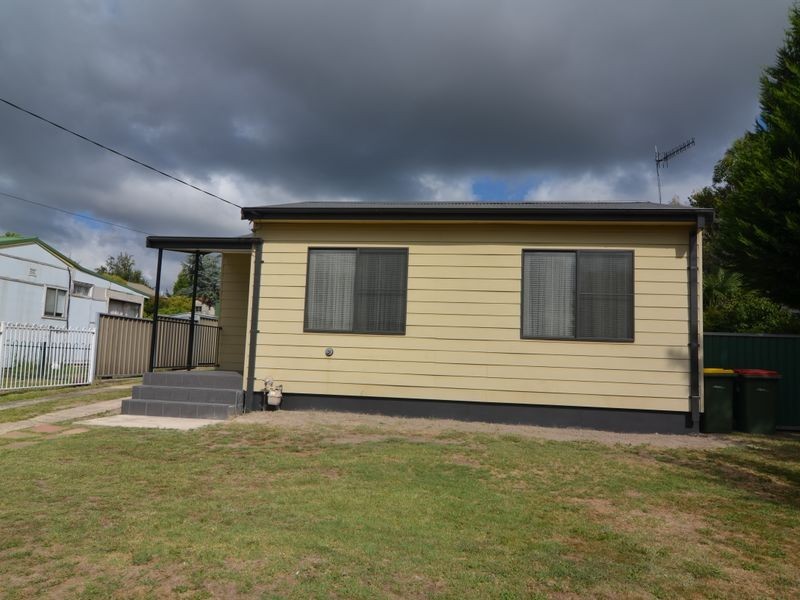 25 Musket Parade, Lithgow NSW 2790