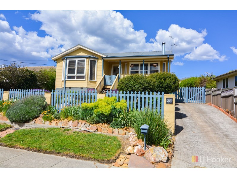 38 Landa Street, Lithgow NSW 2790