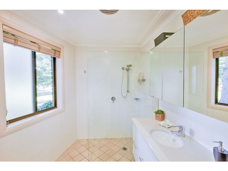 135 Hassans Walls Road, Lithgow NSW 2790