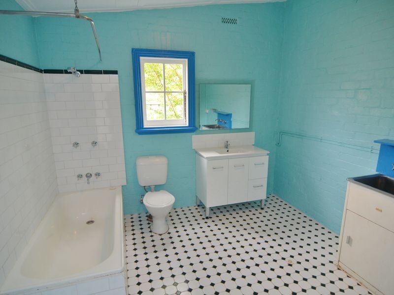 1E Inch Street, Lithgow NSW 2790