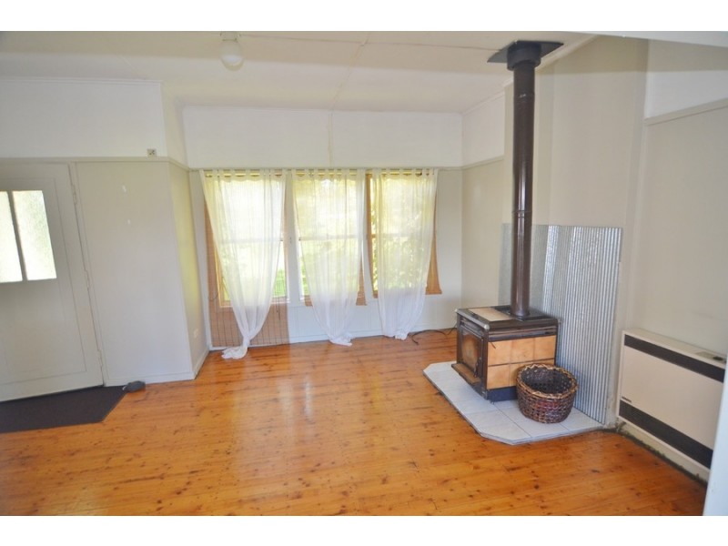 25 Oxley Street, Wallerawang NSW 2845