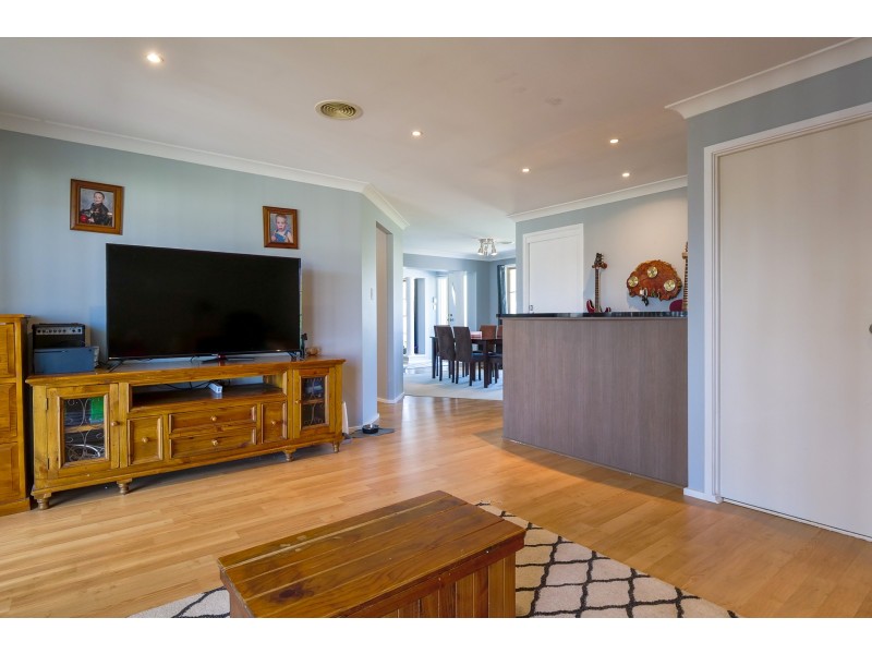 6 Fitzpatrick Place, Lithgow NSW 2790