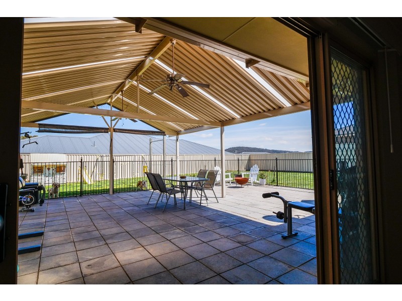 6 Fitzpatrick Place, Lithgow NSW 2790