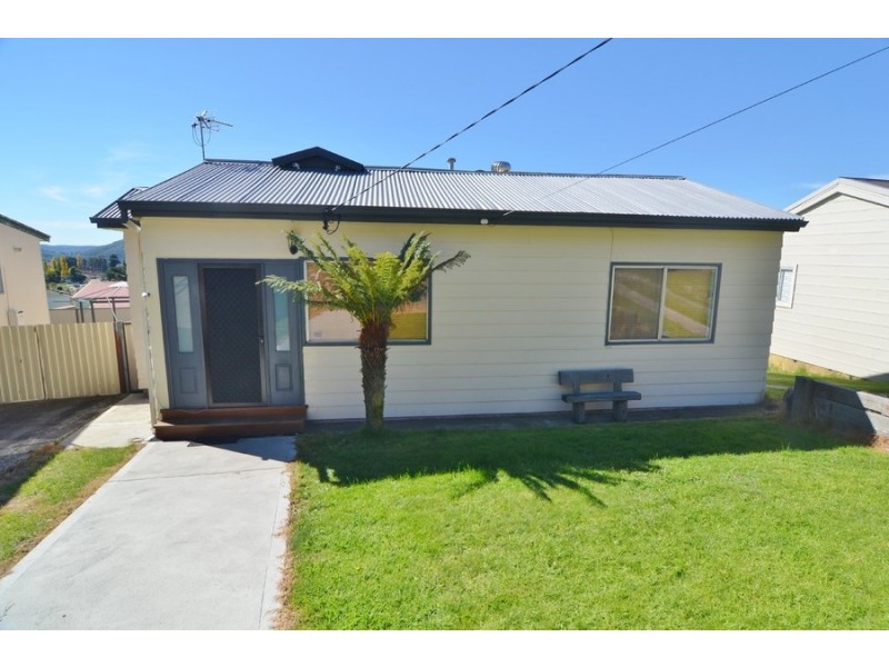 22 Fourth Street, Lithgow NSW 2790