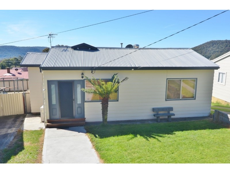22 Fourth Street, Lithgow NSW 2790