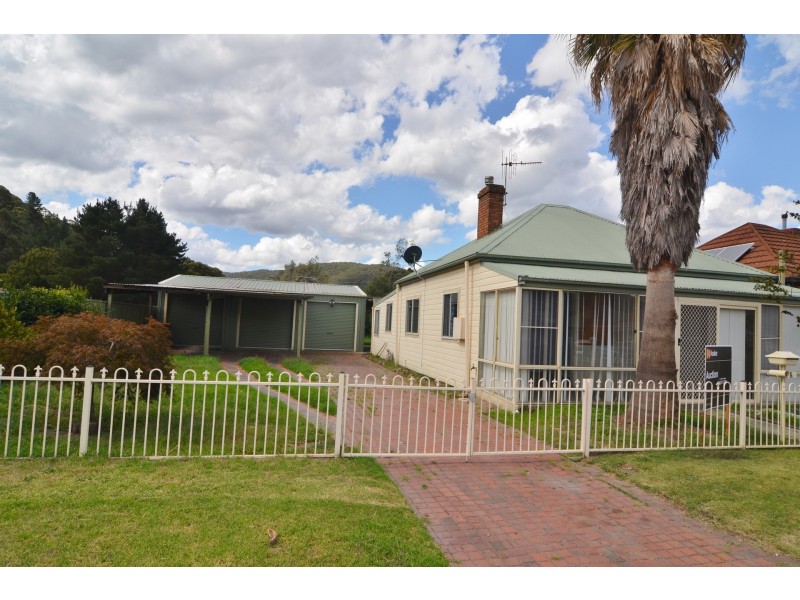 4 Wear Street, Lithgow NSW 2790