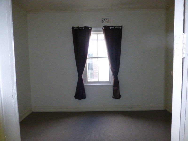 19 Sandford Ave, Lithgow NSW 2790