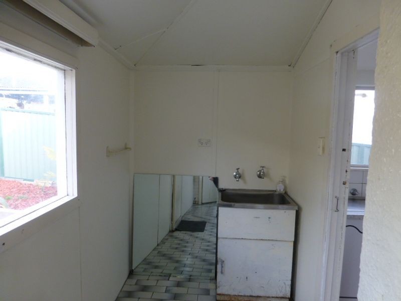 19 Sandford Ave, Lithgow NSW 2790