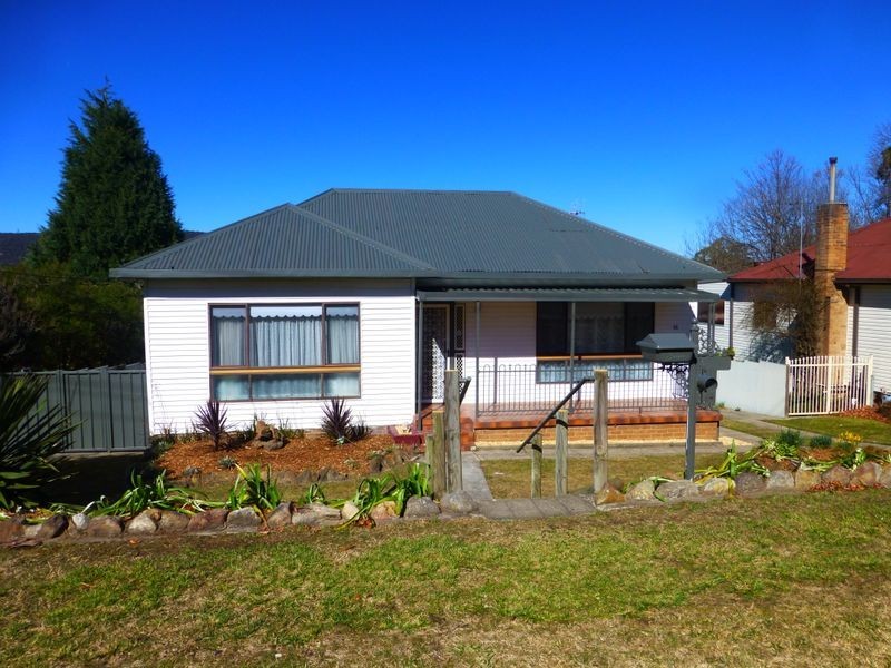 22 Cooerwull Road, Lithgow NSW 2790
