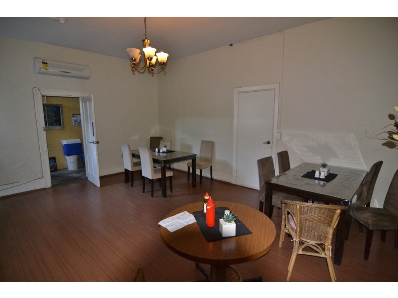 20-22 Castlereagh Highway (royal Hotel), Cullen Bullen NSW 2790