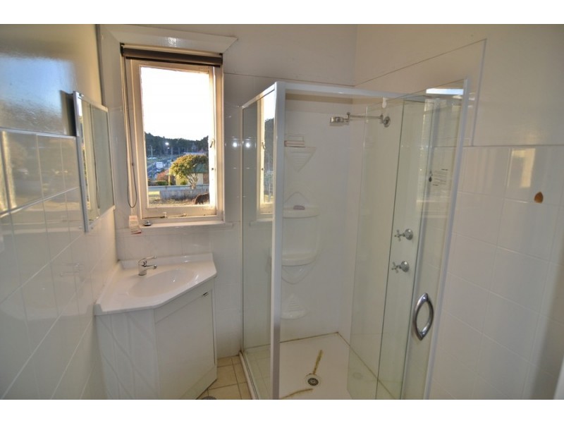 20-22 Castlereagh Highway (royal Hotel), Cullen Bullen NSW 2790