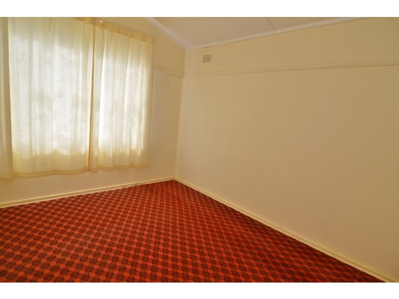 8 Hume Avenue, Wallerawang NSW 2845