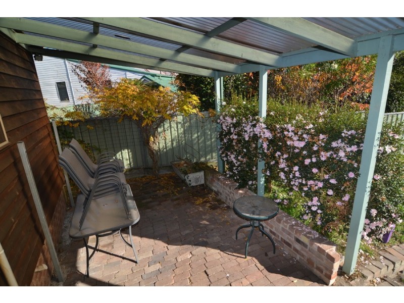 2 Victoria Avenue, Lithgow NSW 2790