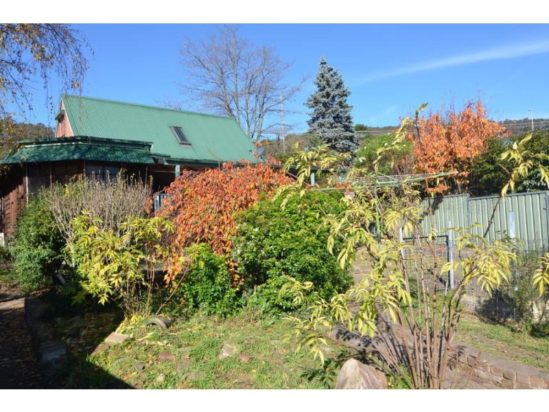 2 Victoria Avenue, Lithgow NSW 2790