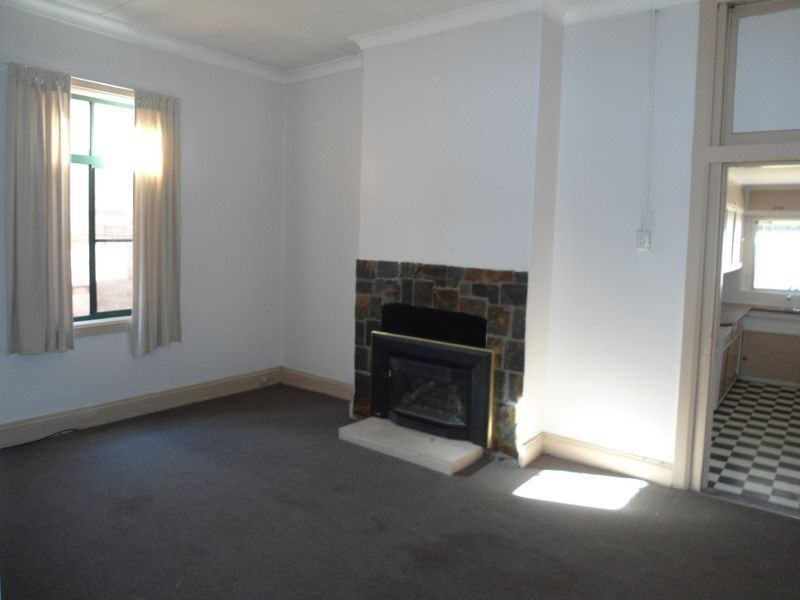 215 Mort Street, Lithgow NSW 2790