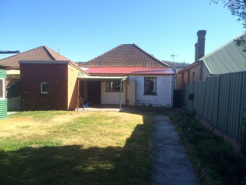 215 Mort Street, Lithgow NSW 2790