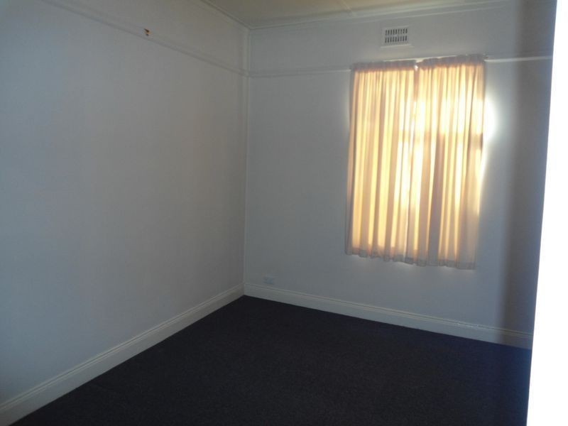 27 Chifley Road, Lithgow NSW 2790