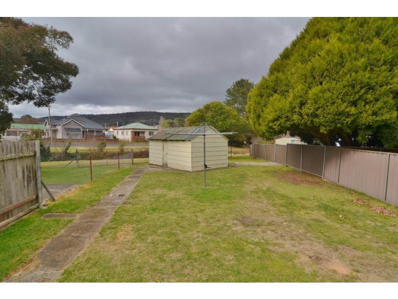 13 Macauley Street, Lithgow NSW 2790