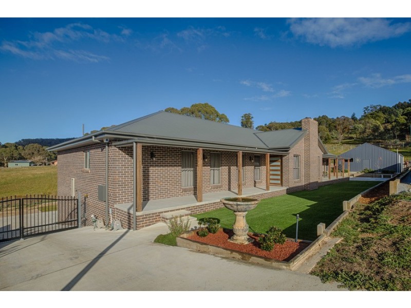 36 Surveyors Way, Lithgow NSW 2790