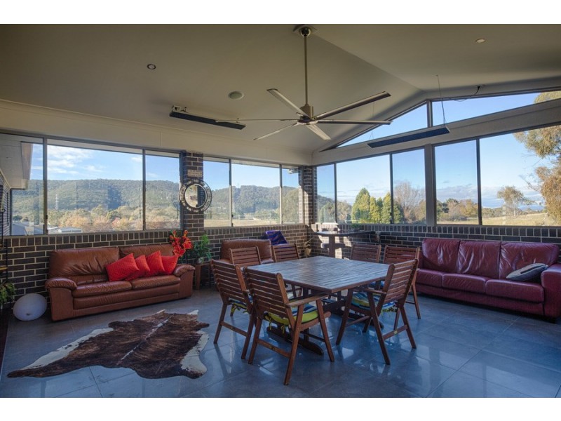 36 Surveyors Way, Lithgow NSW 2790