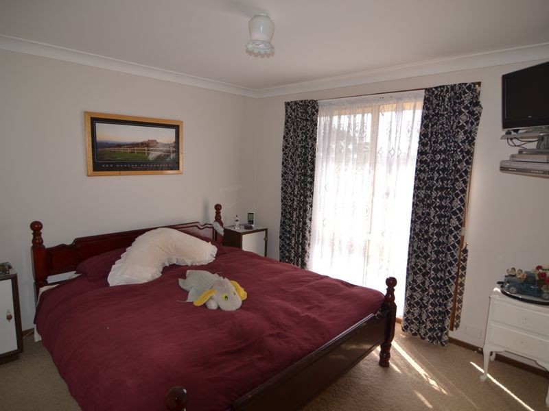 24 Main Street, Portland NSW 2847