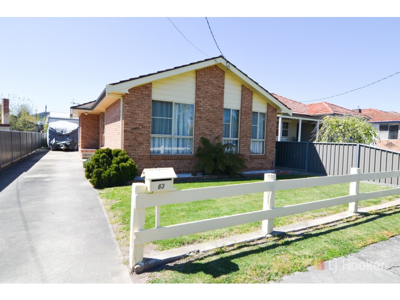 63 Enfield Avenue, Lithgow NSW 2790