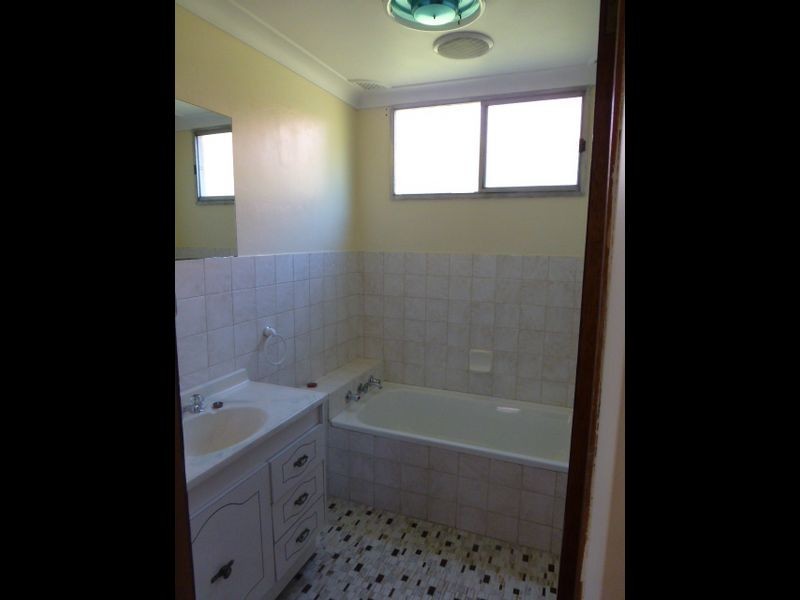 39 Ordnance Ave, Lithgow NSW 2790