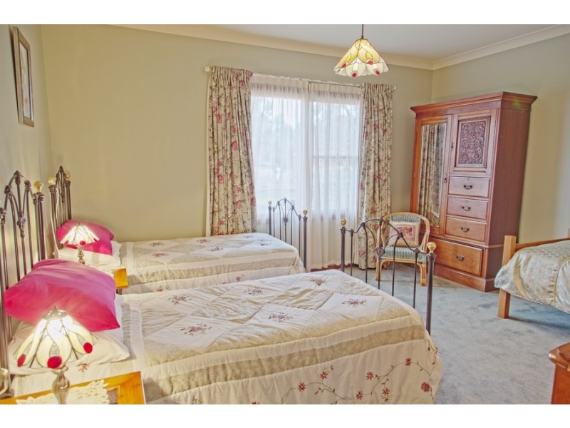 41 Mount Haven Way, Meadow Flat NSW 2795