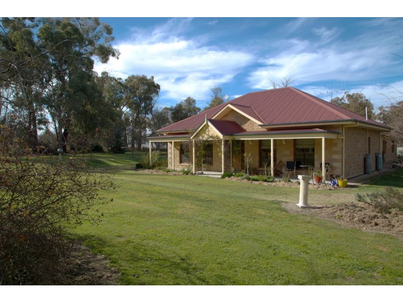 41 Mount Haven Way, Meadow Flat NSW 2795