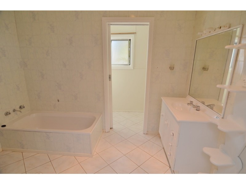 2 Redgate Street, Lithgow NSW 2790