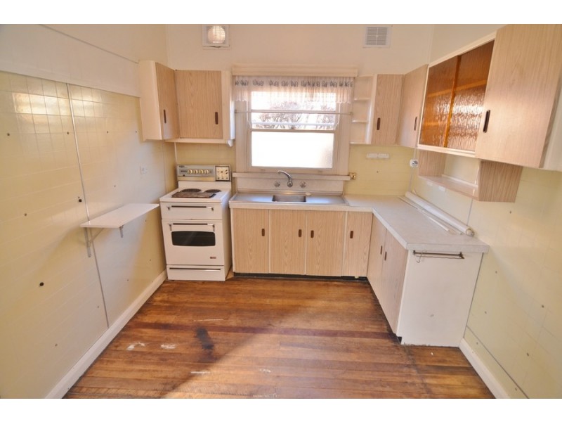 37 Academy Street, Lithgow NSW 2790