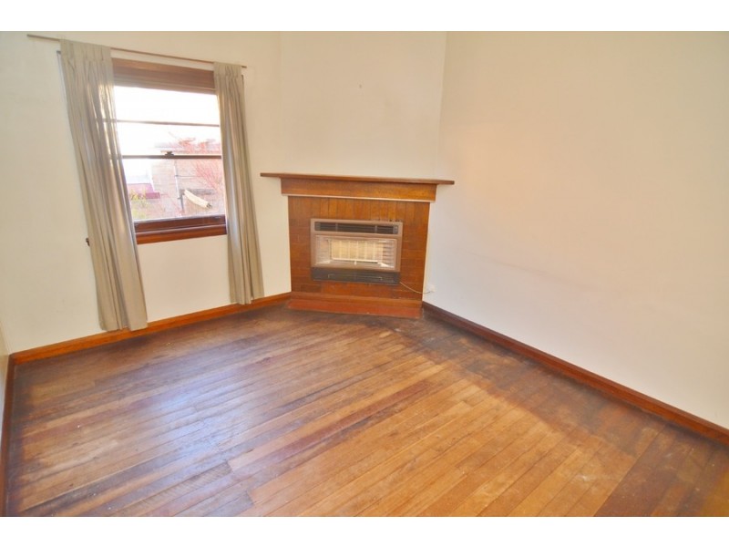 37 Academy Street, Lithgow NSW 2790