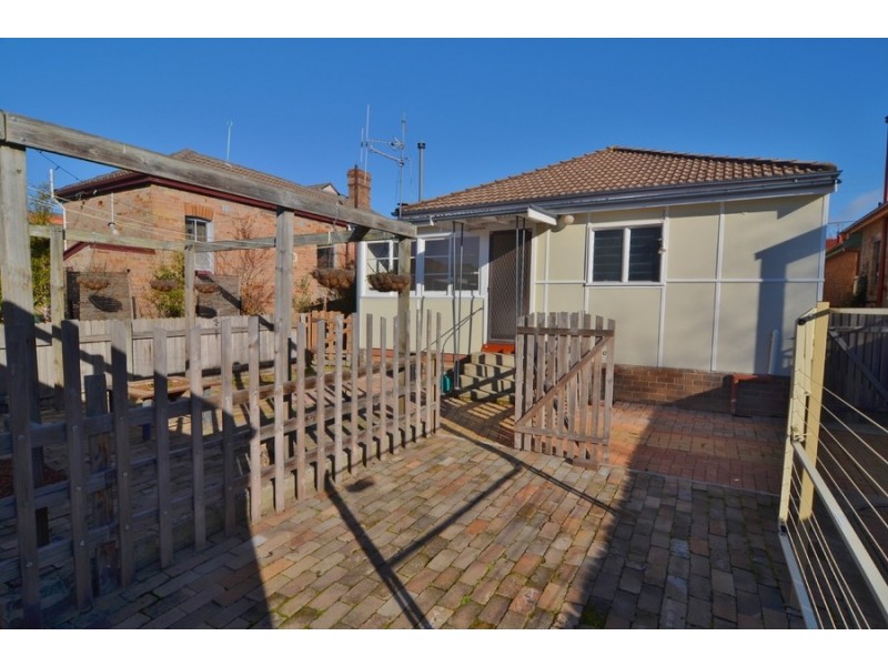 37 Academy Street, Lithgow NSW 2790