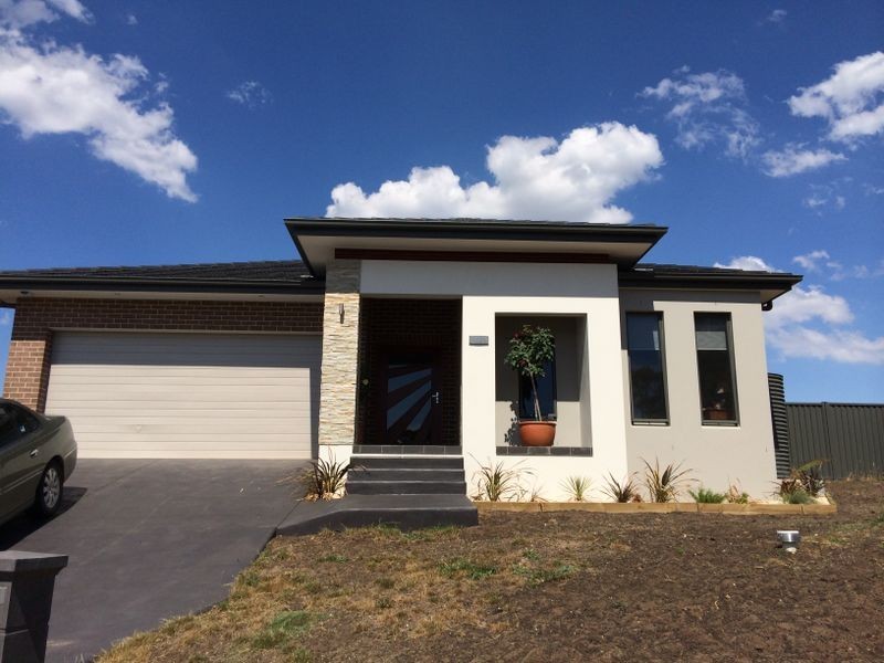 4 Shawcross Close, Lithgow NSW 2790