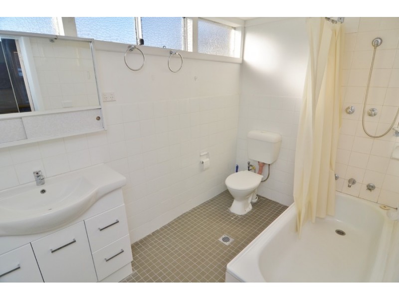 33 Calero Street, Lithgow NSW 2790