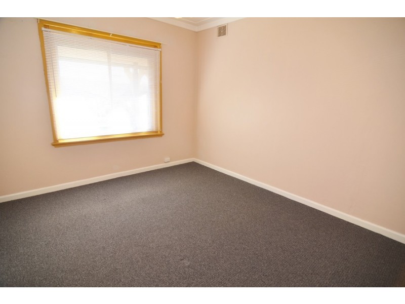 33 Calero Street, Lithgow NSW 2790